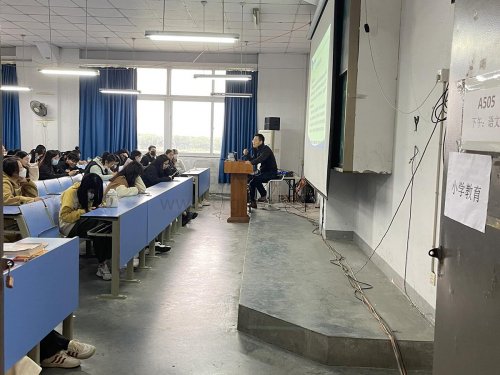 日照成人高考：成人高考要考哪些